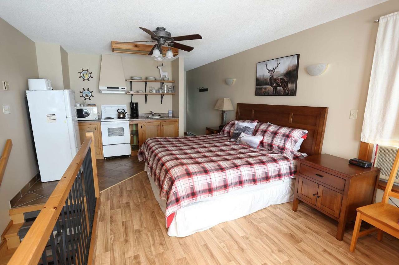 Hilton Beach Inn & Spa Thessalon Екстериор снимка